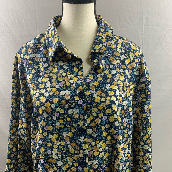 Boho Ditsy Floral Print Long Sleeve Shirt - Picture 5 of 6